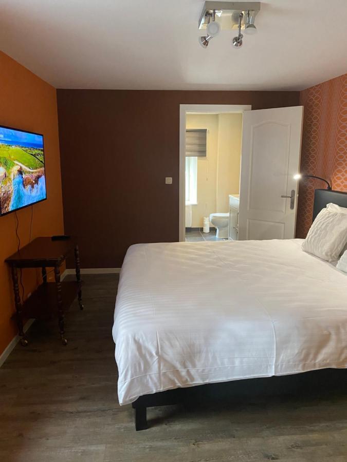 Hotel La Plage Bouillon Esterno foto